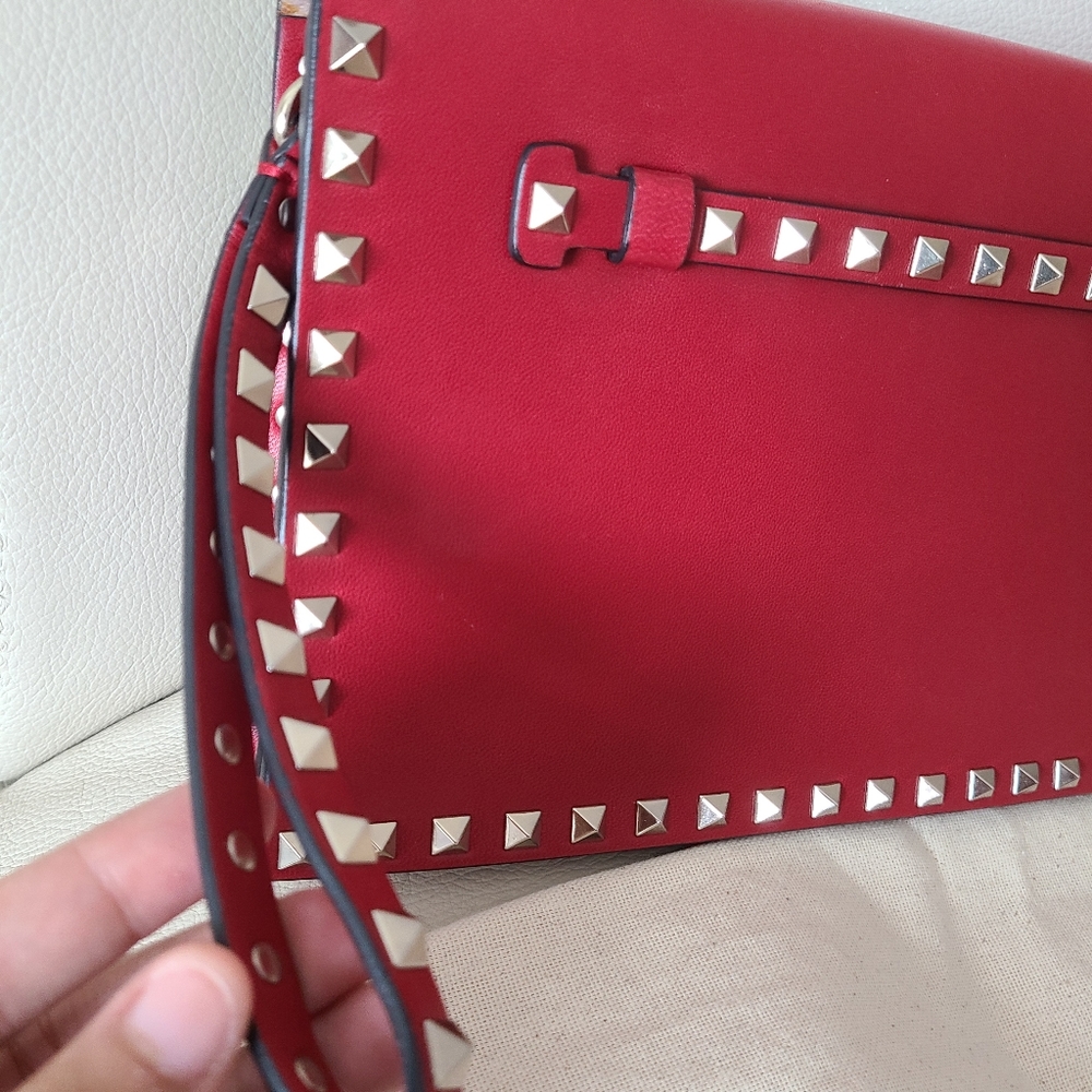 Valentino red rockstud clutch - Picture 4 of 16